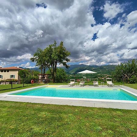 Fornaci di Barga Ai Tre Campiヴィラ エクステリア 写真