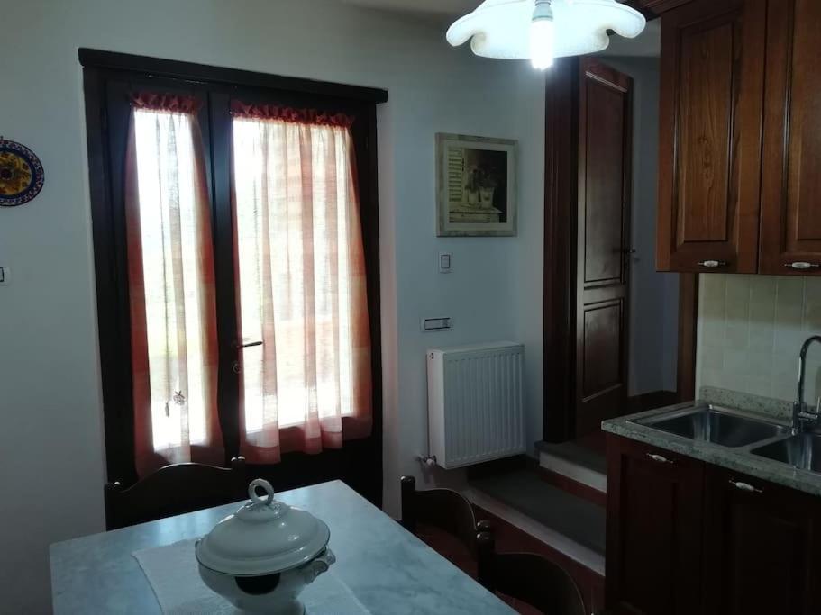 Fornaci di Barga Ai Tre Campiヴィラ エクステリア 写真