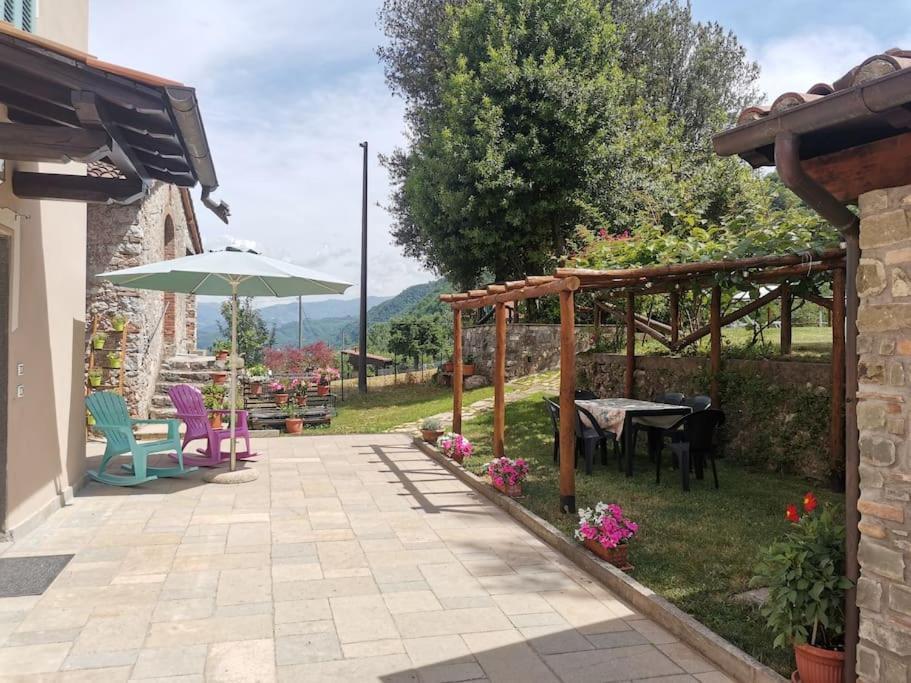 Fornaci di Barga Ai Tre Campiヴィラ エクステリア 写真