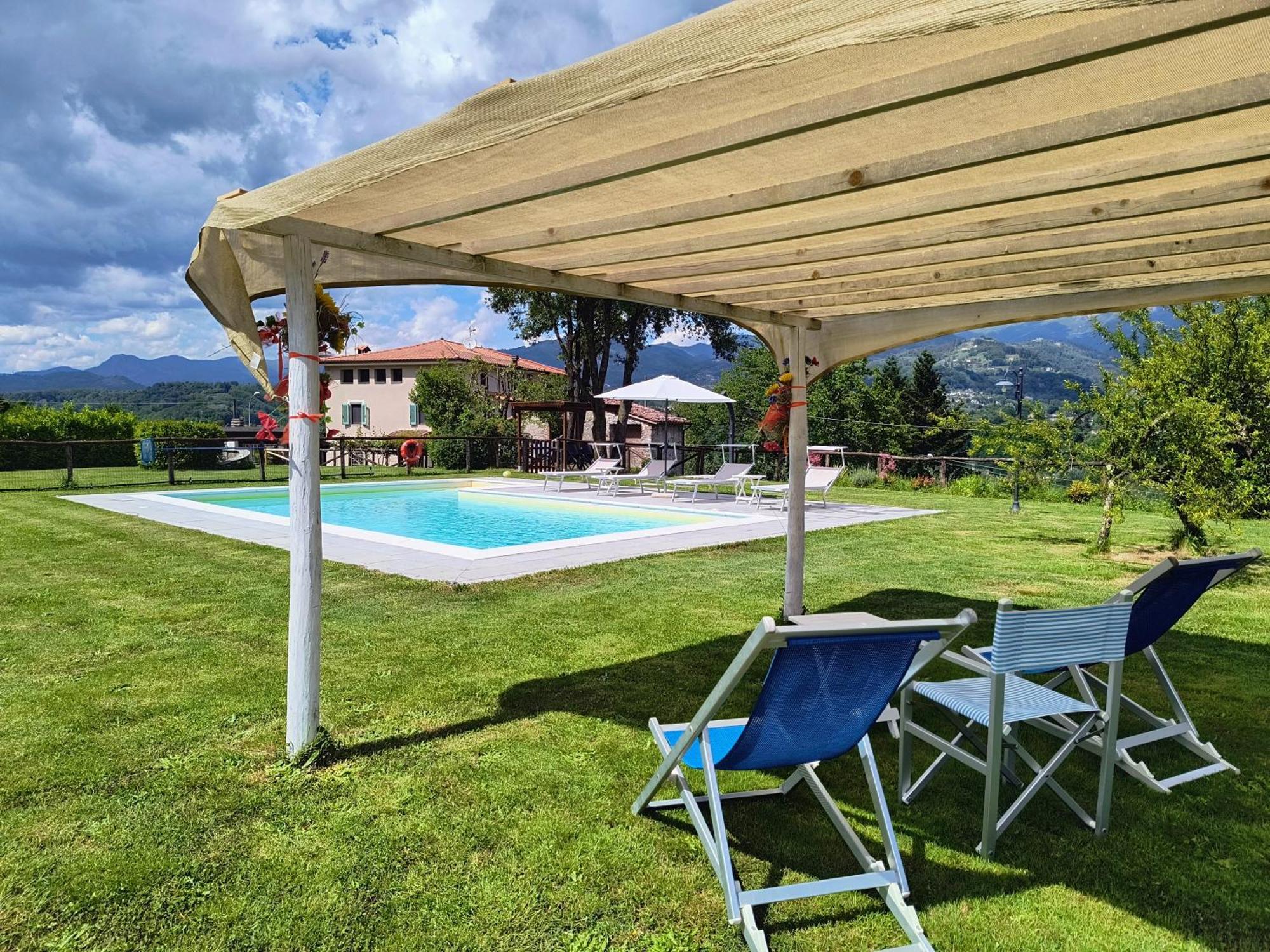 Fornaci di Barga Ai Tre Campiヴィラ エクステリア 写真